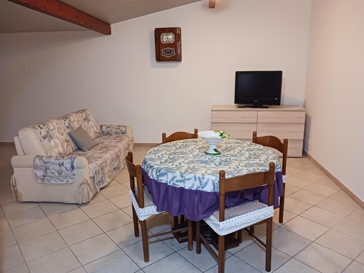 Nora Casa Vacanze/Bed And Breakfast พูลา ภายนอก รูปภาพ